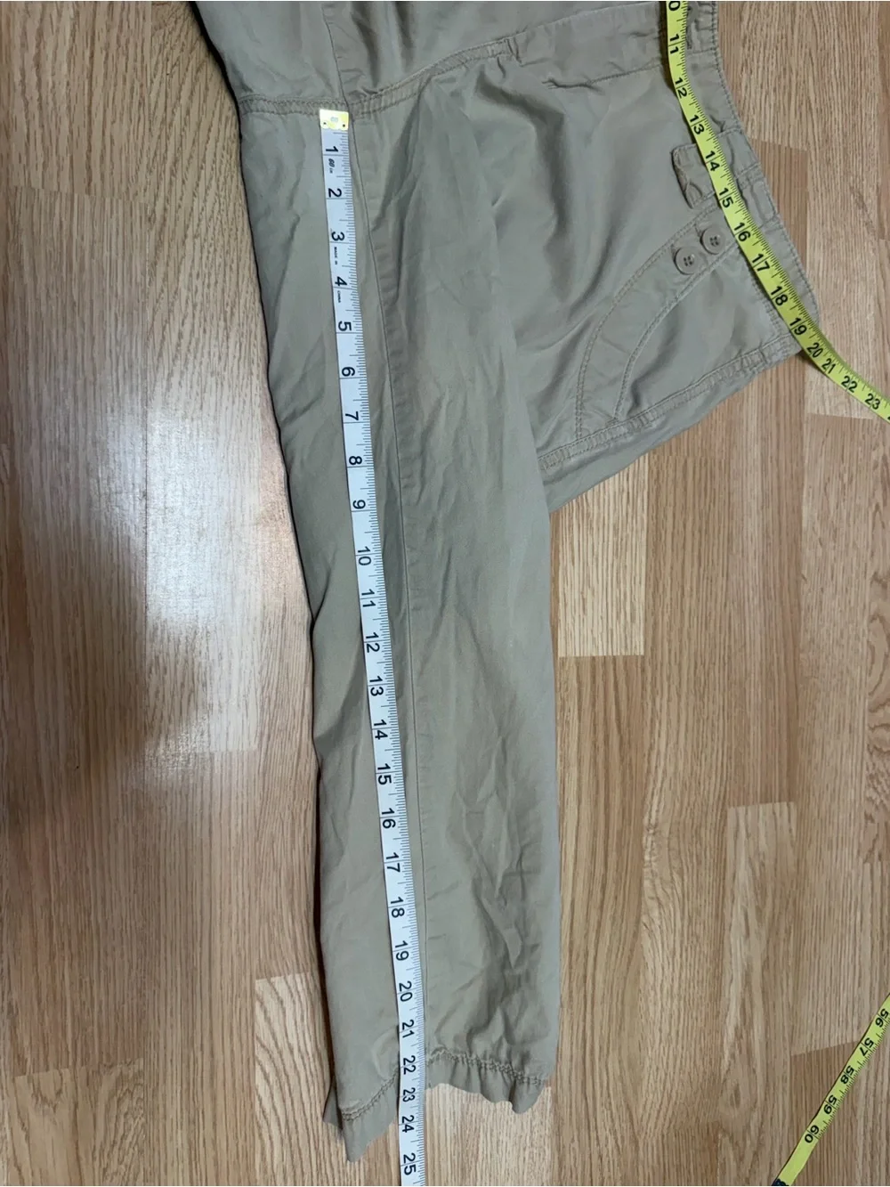 Calvin Klein Jeans Size 14 Khaki Cotton Cargo Capri Pants Roll Tab Casual